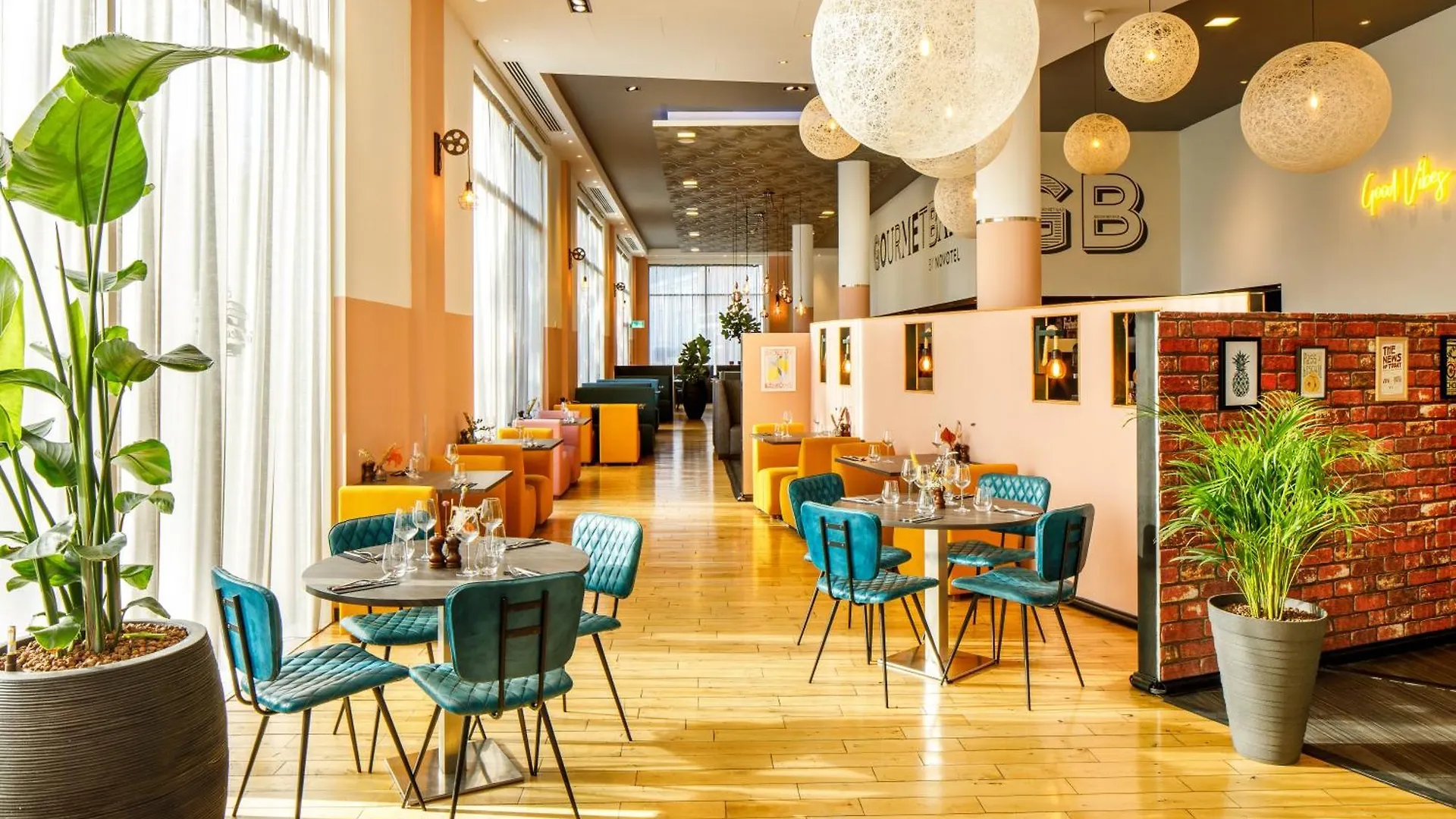 Novotel London Greenwich 4*,