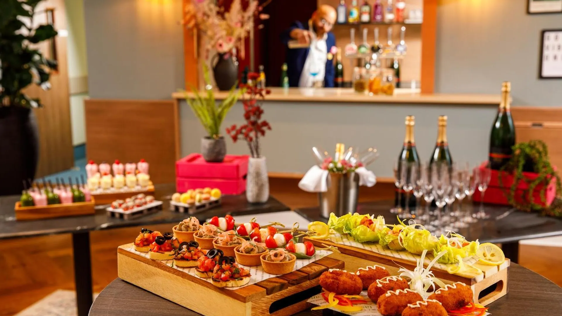 Novotel London Greenwich 4*,