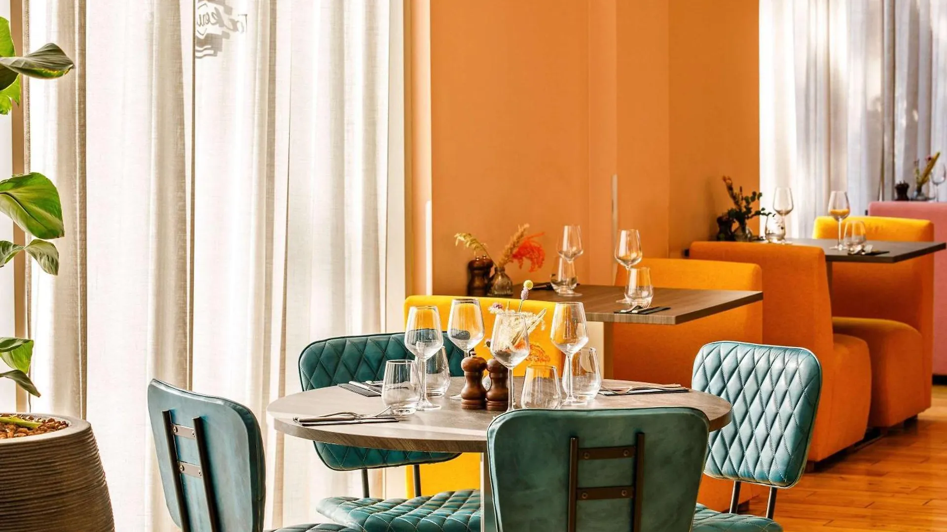 Novotel London Greenwich 4*,